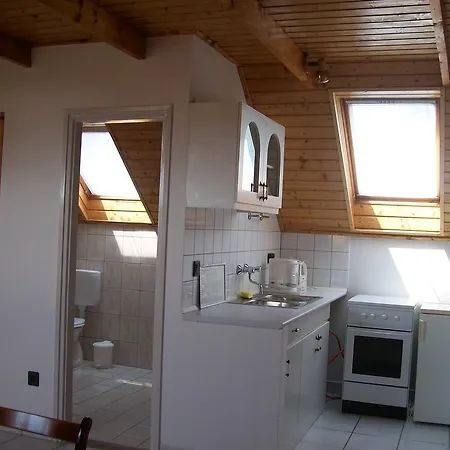 Apartman Gyongyvirag * Hévíz